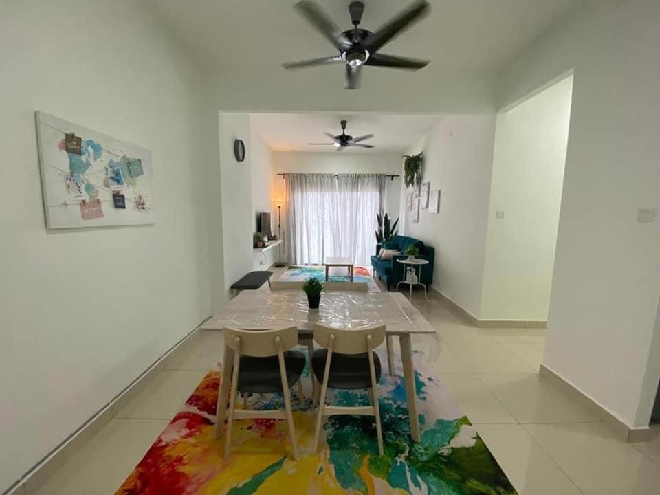 קואלה טרנגאנו Bunga Homestay Sea View מראה חיצוני תמונה