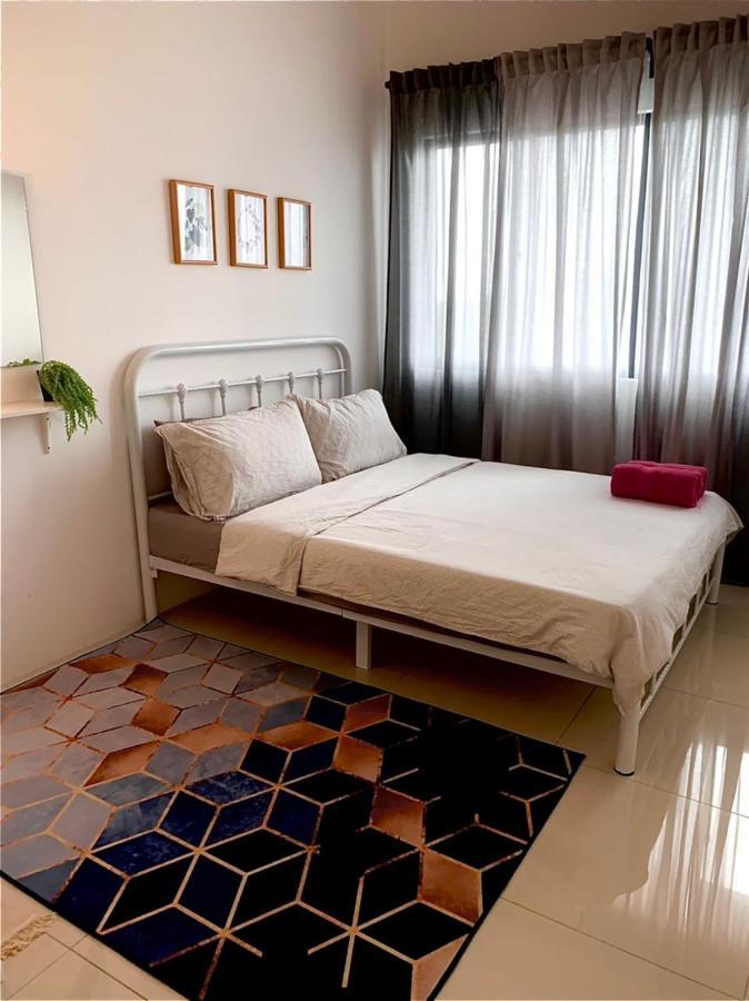 קואלה טרנגאנו Bunga Homestay Sea View מראה חיצוני תמונה
